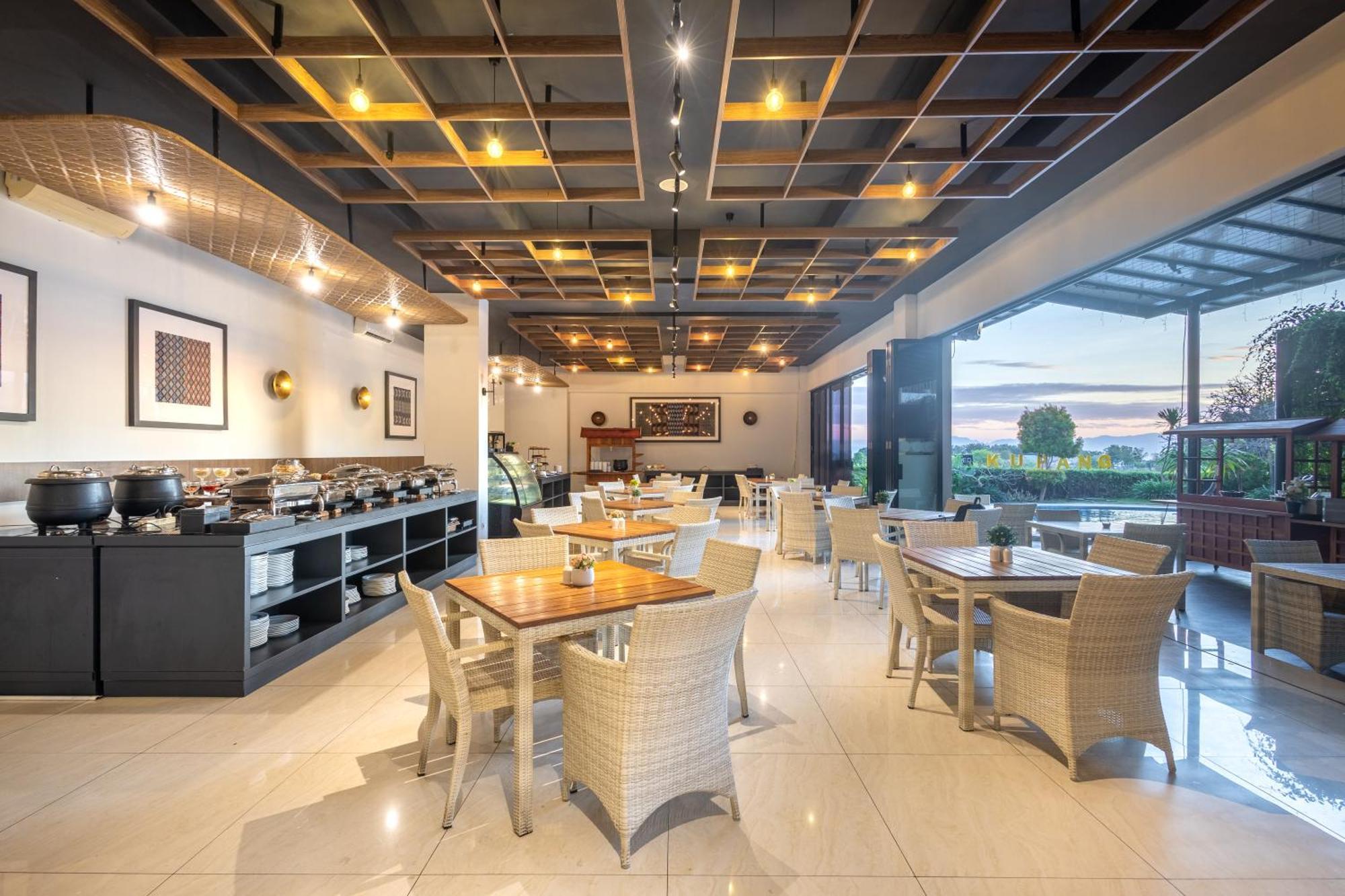 Hotel Neo Eltari Kupang By Aston Exterior foto